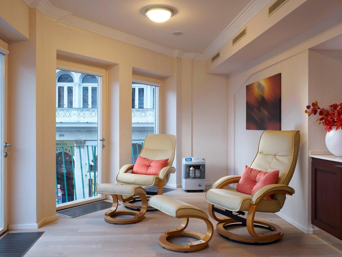 Ea Hotel Elefant Karlovy Vary Extérieur photo