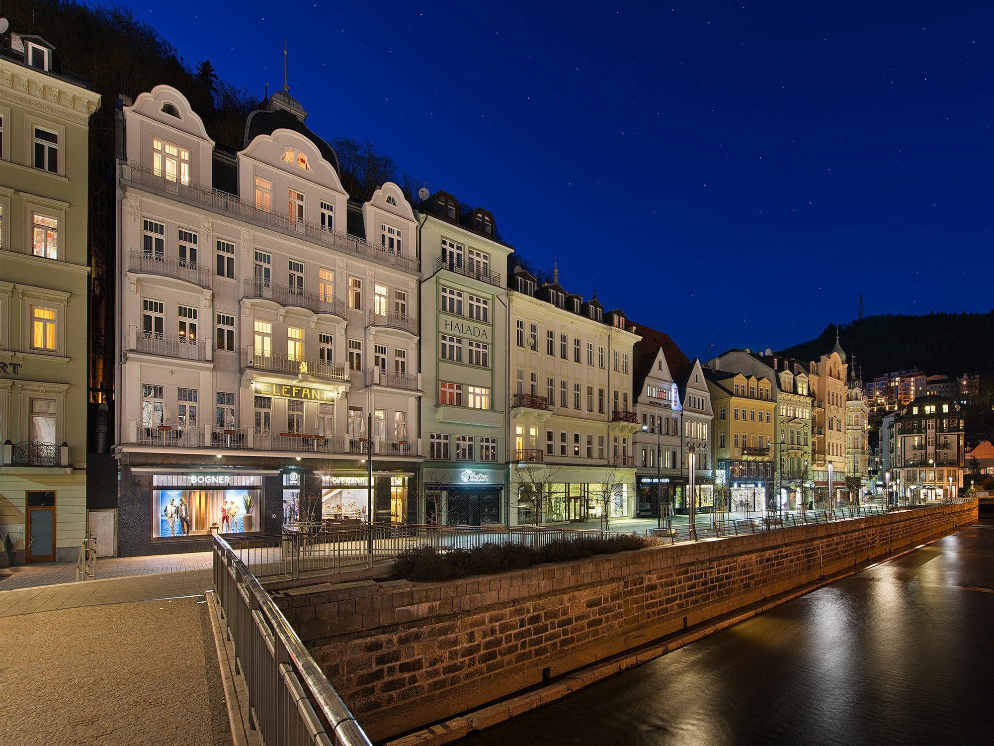 Ea Hotel Elefant Karlovy Vary Extérieur photo